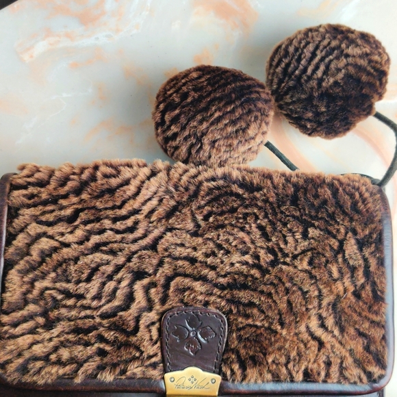 Patricia Nash shearling and leather crossbody bag with pom poms 9"x 7"x 2.5" - Picture 5 of 14